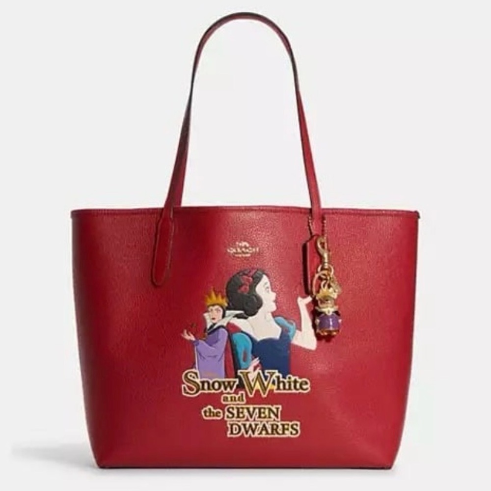 COACH X DISNEY 3D EVIL QUEEN BEAR BAG CHARM KEYCHAIN - Picture 2 of 4